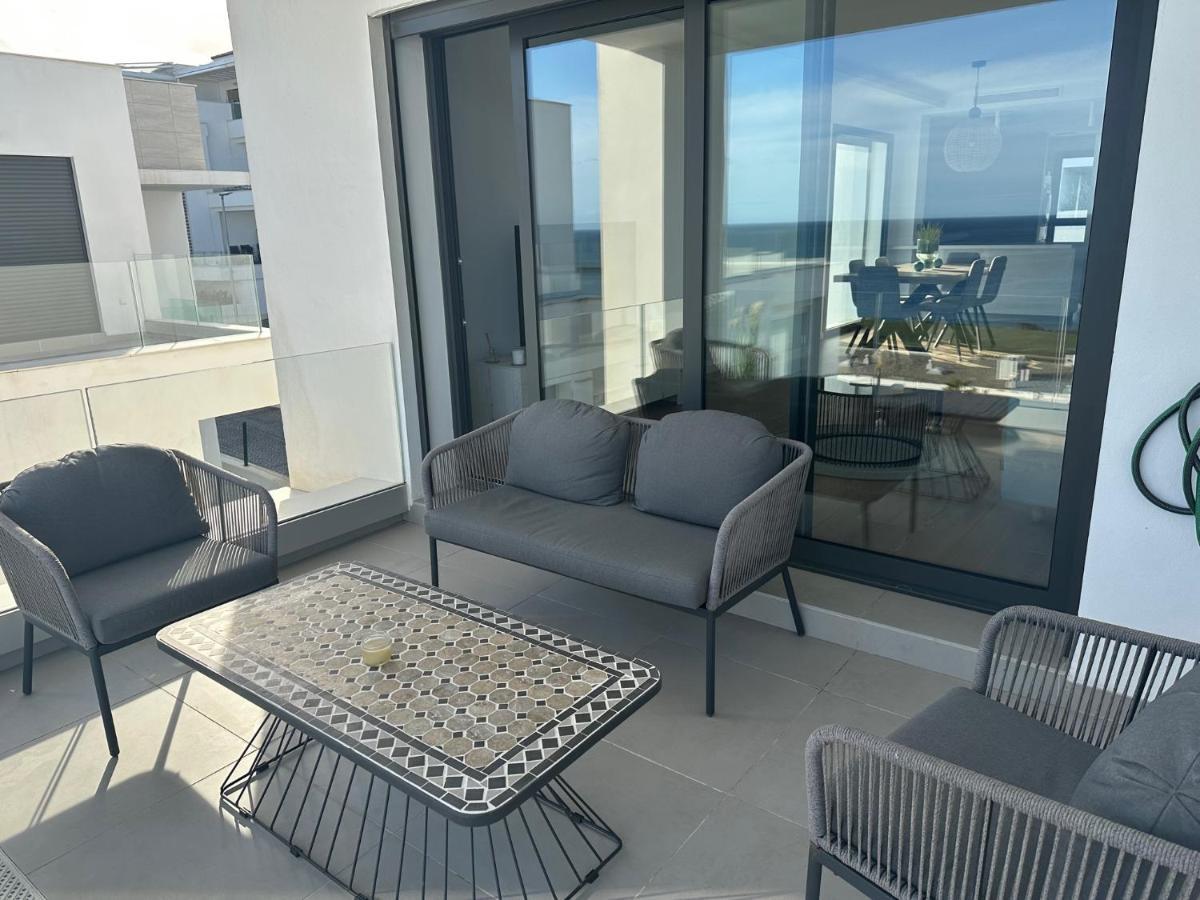 Modern Duplex In Alcaidesa Links II Lägenhet Exteriör bild